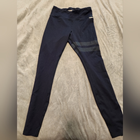 Stronger Label leggings - Picture 2 of 4